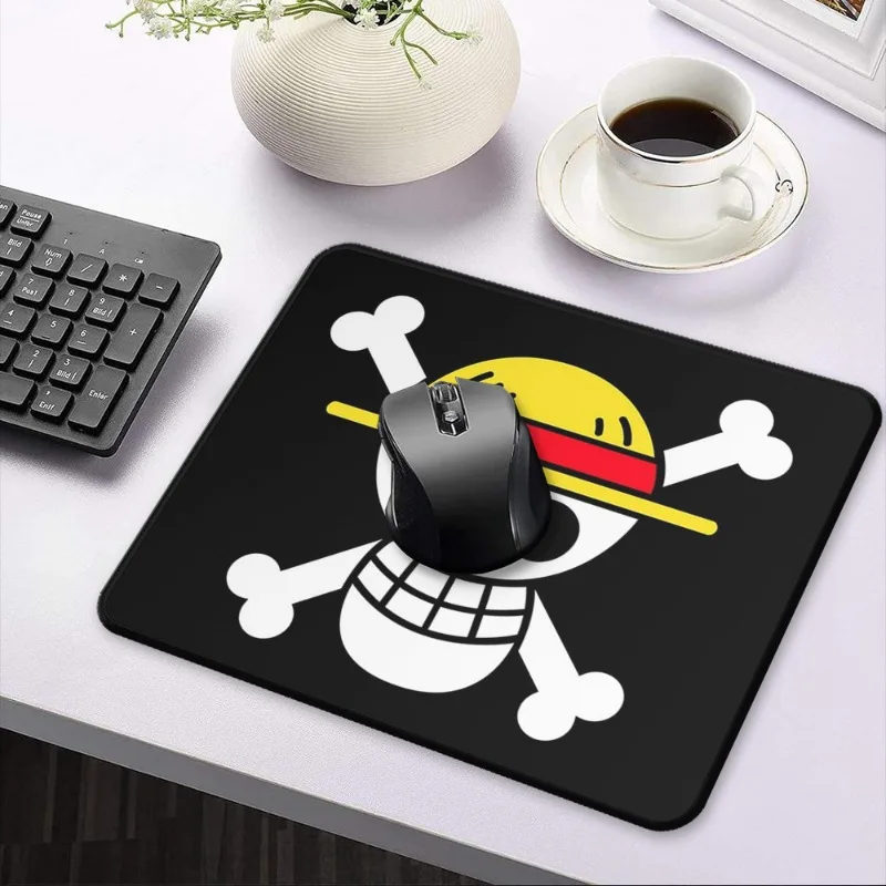 الكرتون قطعة واحدة لوفي الجمجم - مراجعة Laptop Accessories Gifts وسعره