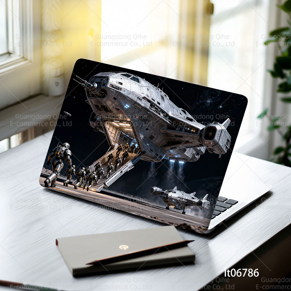 قطعتان من ملصقات الكمبيوتر الم - مراجعة Laptop Accessories Msi وسعره